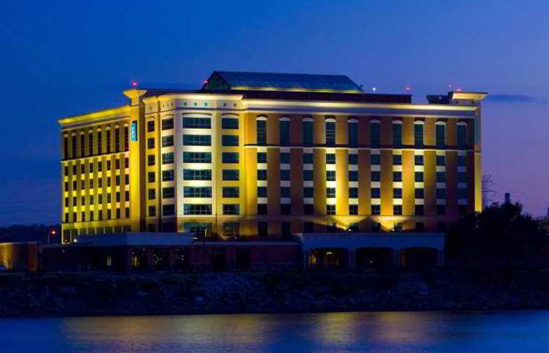 Embassy Suites East Peoria Hotel And Riverfront Conference Center Exterior foto